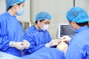 Đẹp rạng ngời với phương pháp cắt mí mắt Hàn Quốc