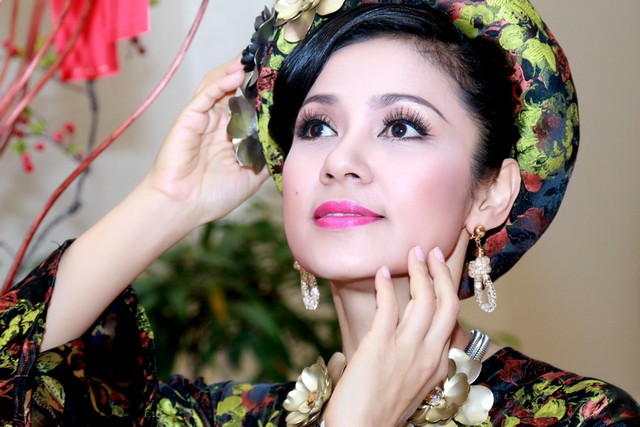 5 mỹ nhân sở hữu đôi mắt đẹp nhất làng giải trí Việt 3